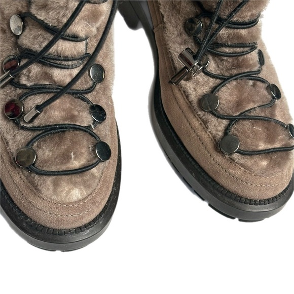 Aquatalia  Lorena Suede/Shearling Boots Taupe  Size 5 Made in Italy $649… - Picture 11 of 11